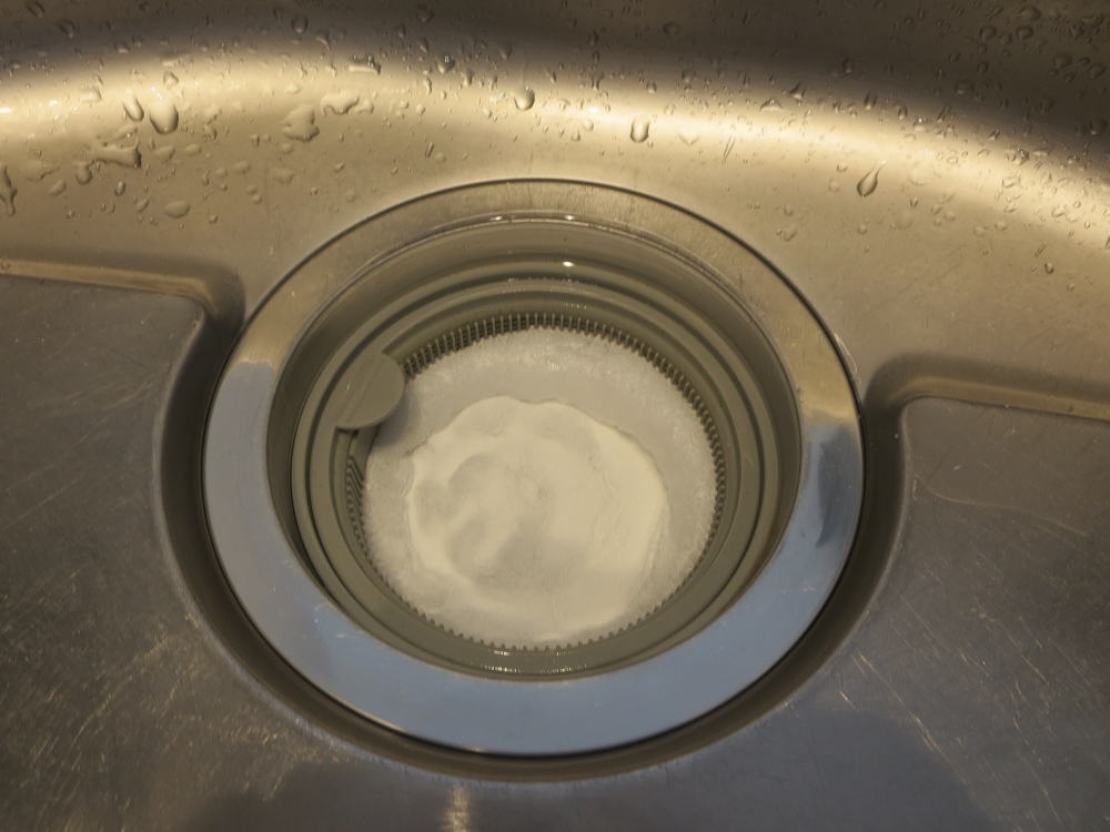 排水口、泡でまるごと洗浄中(小林製薬) 我が家の献立の記録、糖尿病で食事制限。