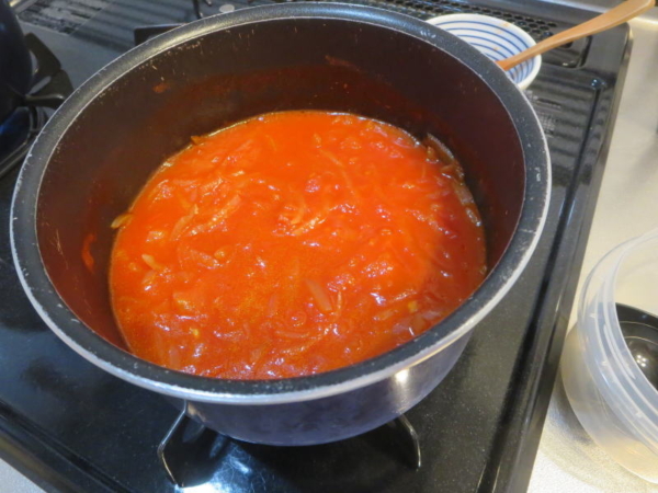 トマトソースを作り置き