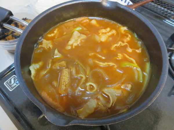 カレーうどんのつゆ