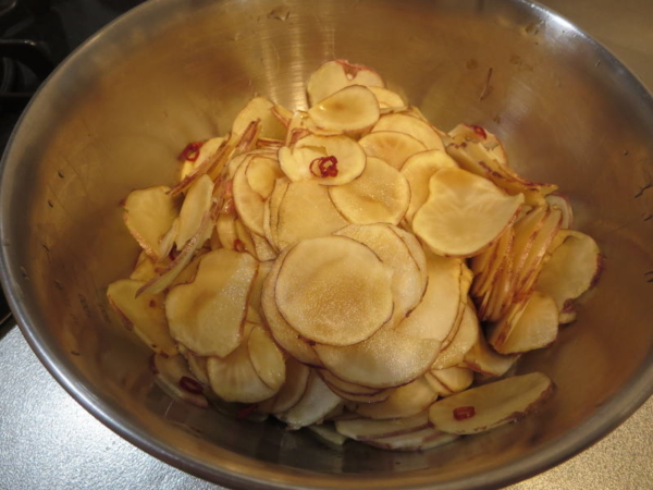 菊芋の甘酢醤油漬け