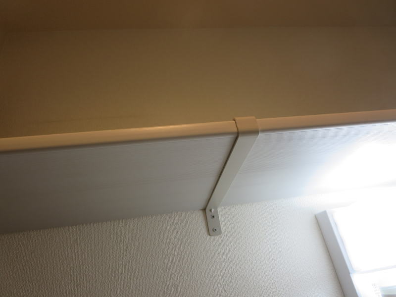 洗面所の棚の上
