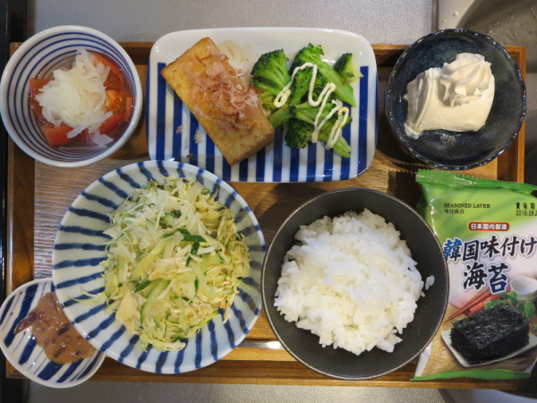 焼き厚揚げメインの献立