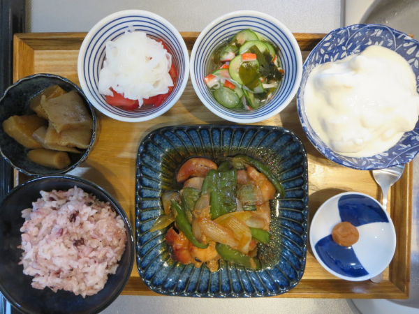 鶏もも肉の照り焼きの献立