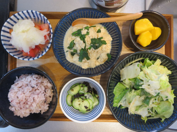 豆腐とニラの炒め物の献立