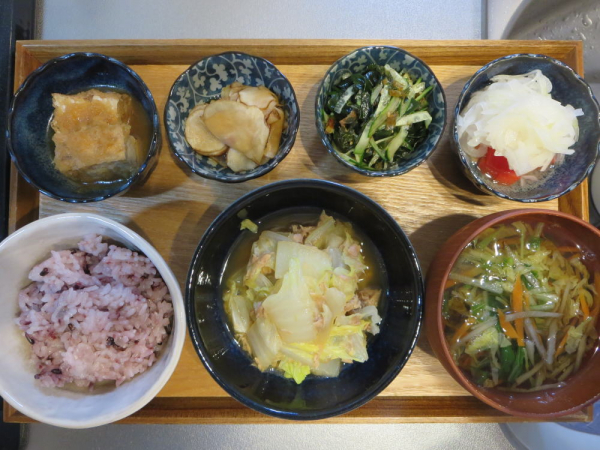 白菜とツナ缶の電子レンジ蒸しの献立