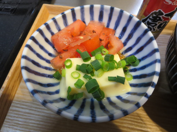 たまご豆腐とトマト