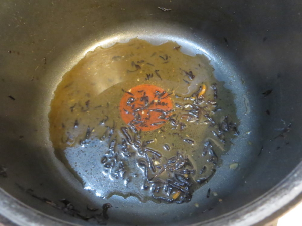 ひじき豆を煮て残った煮汁
