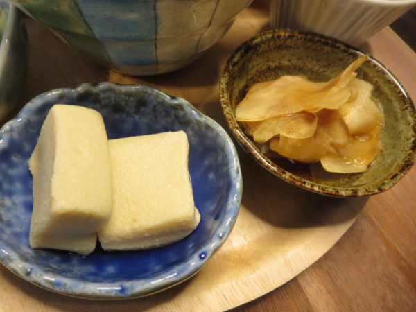 高野豆腐の含め煮、菊芋の甘酢醤油漬け