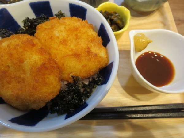 ソースヒレカツ(冷凍食品)丼