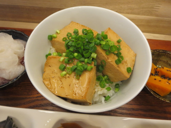 豆腐丼