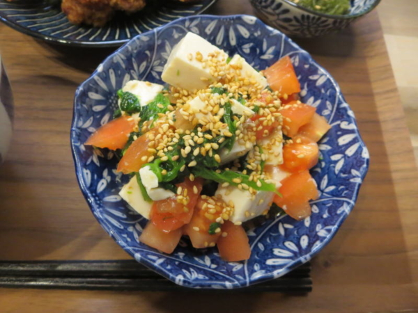 豆腐サラダ
