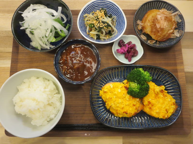 鮭のマヨたま焼きの献立