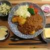 カツレツキーマカレーの献立