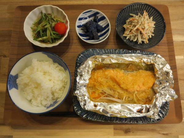 鮭のちゃんちゃん焼きの献立