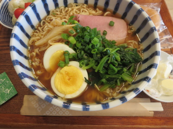 インスタントラーメン