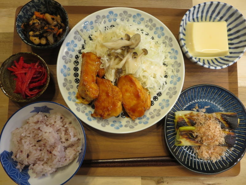 鶏むね肉の照り焼き風の献立