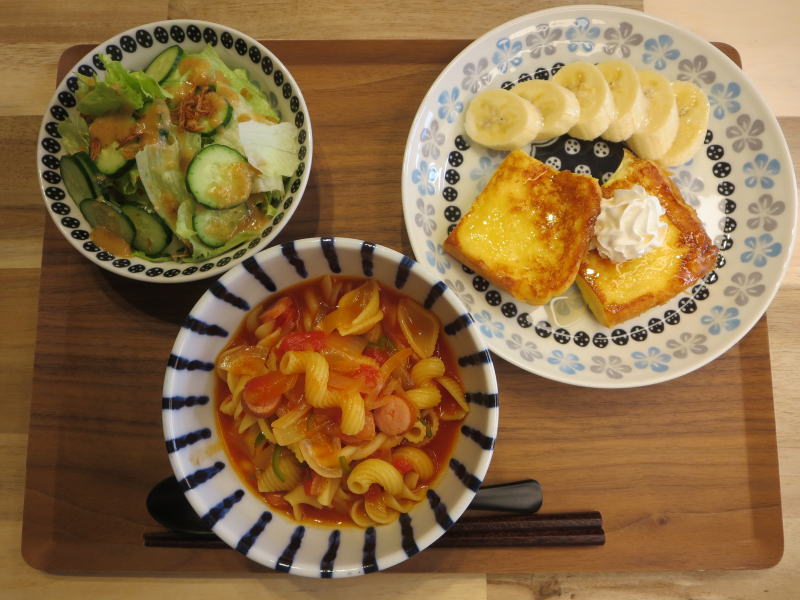 ショートパスタのトマトスープの献立