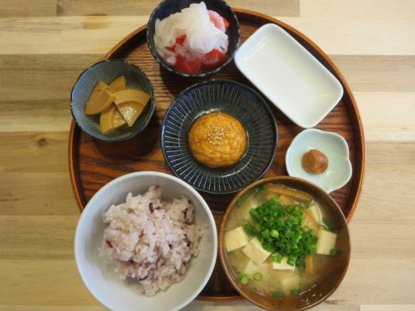 魚河岸揚げ煮の献立