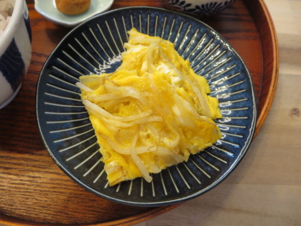 もやしたまご