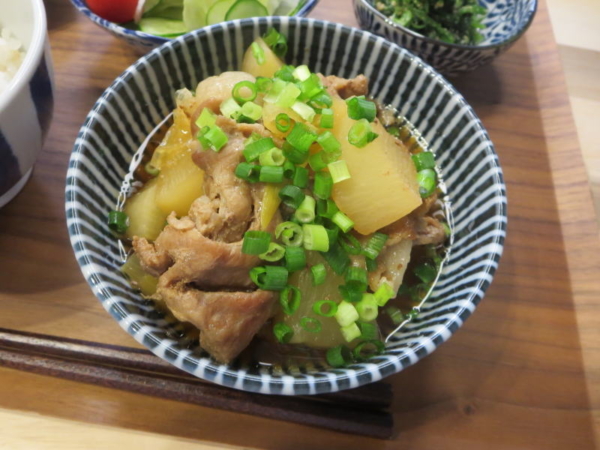 豚肉と大根の煮物