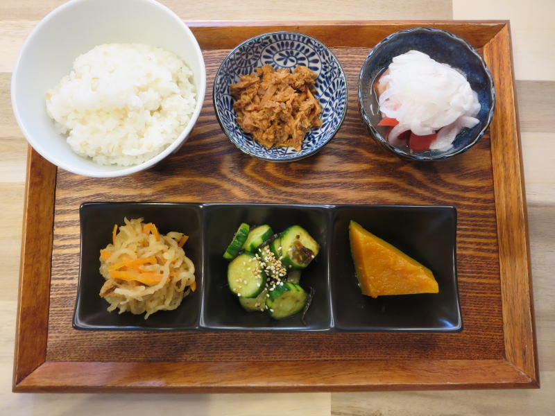 まぐろ味付(フレーク)の献立