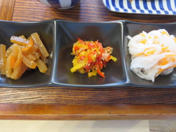 大根のきんぴら風、無限カラーピーマン、なます