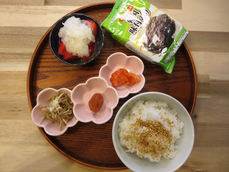 簡単ごはんのおともで朝ごはんの献立