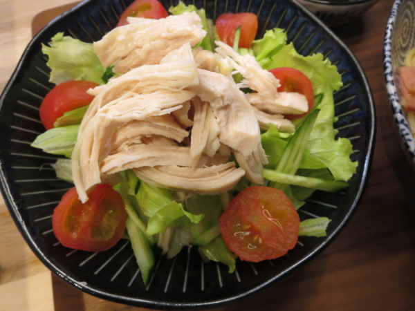サラダチキンのサラダ