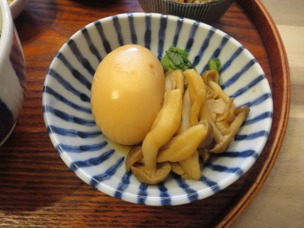 ゆでたまごの甘辛煮