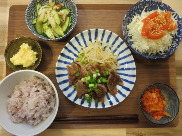 カリカリ焼肉の献立