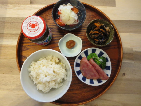 シャウスライスの献立