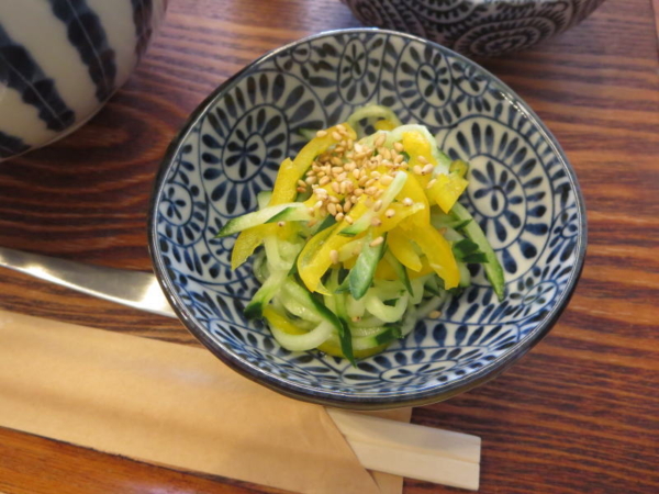 きゅうりとカラーピーマンの甘酢漬け