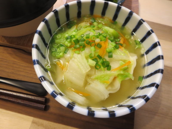 スープ餃子
