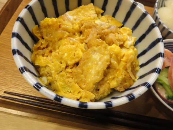 かつ丼
