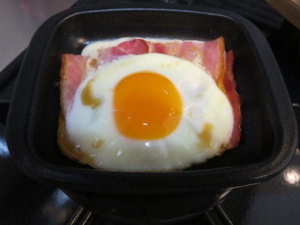 ベーコンエッグ