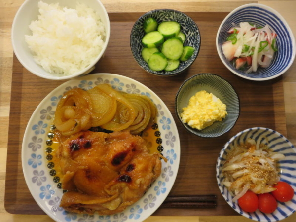 チキンステーキの献立