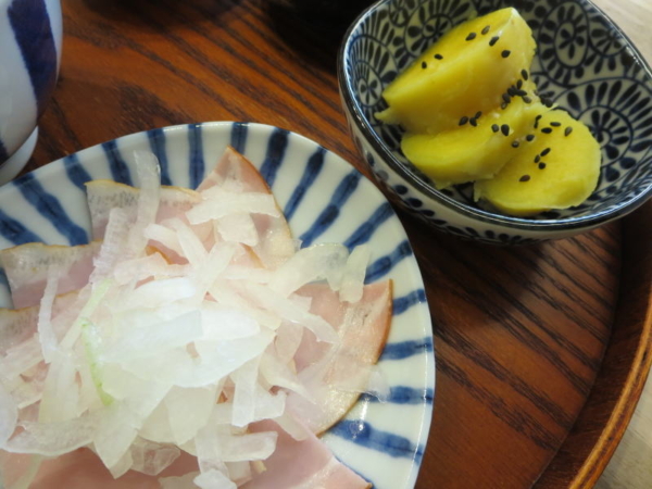 ハムサラダ、さつまいも