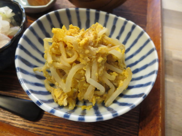 もやしとたまごの中華風