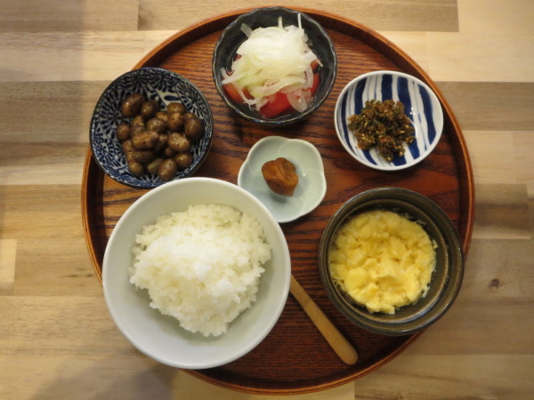 ココットたまごの献立