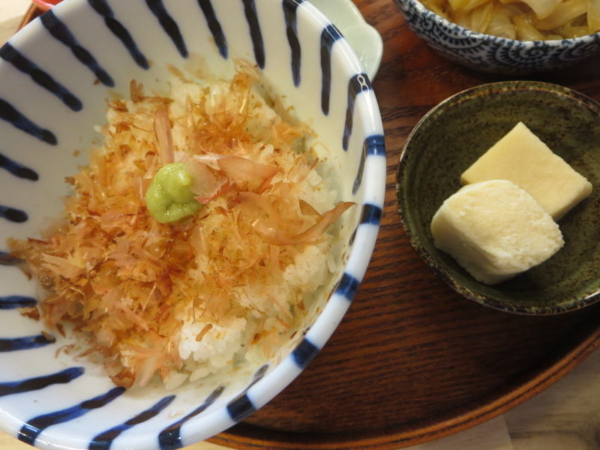 おかかわさびごはん、高野豆腐煮