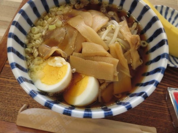 しょう油ラーメン