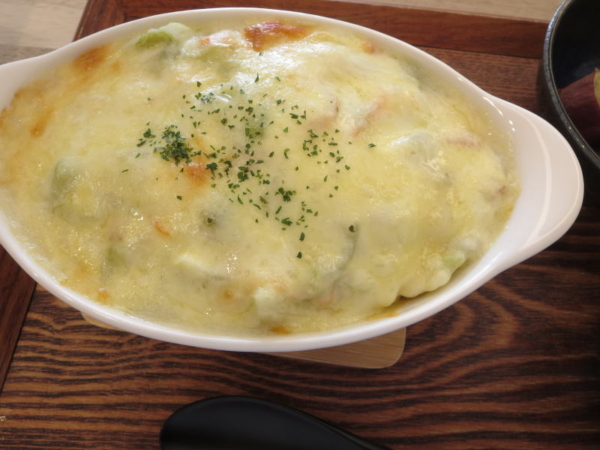 白菜のシチューのマカロニグラタン