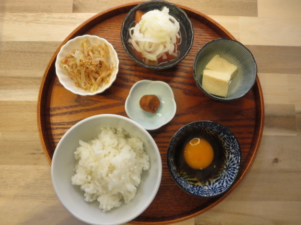 たまごかけごはんの献立