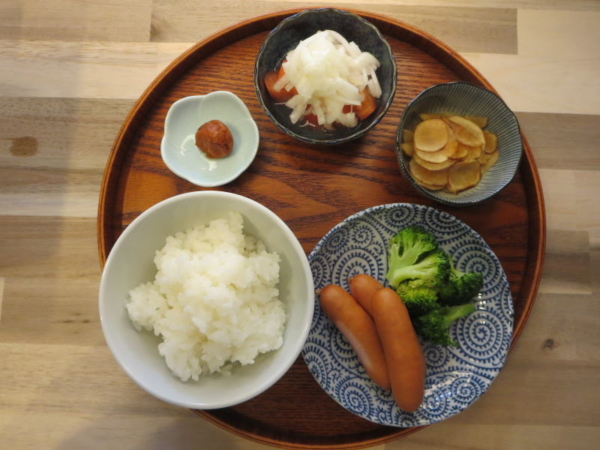 ボイルウインナーの献立