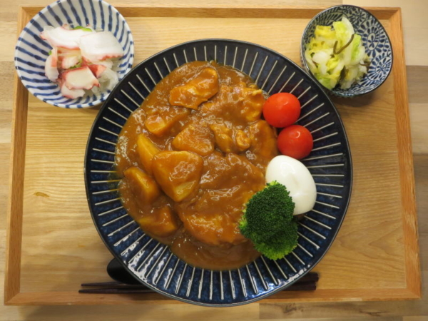 チキンカレーの献立