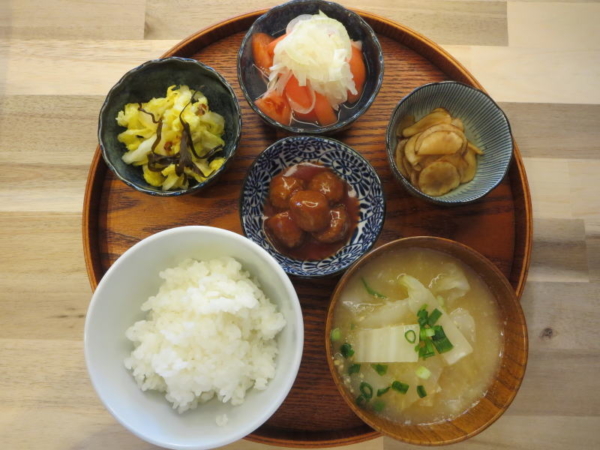 ミートボールの献立