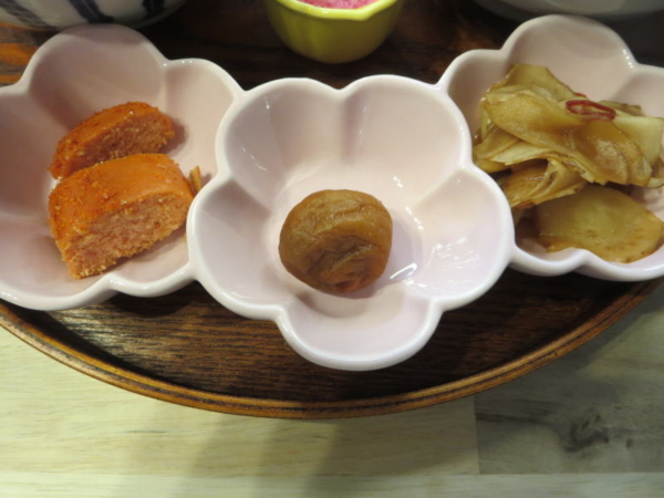 焼明太子、梅干、菊芋の甘酢醤油漬け