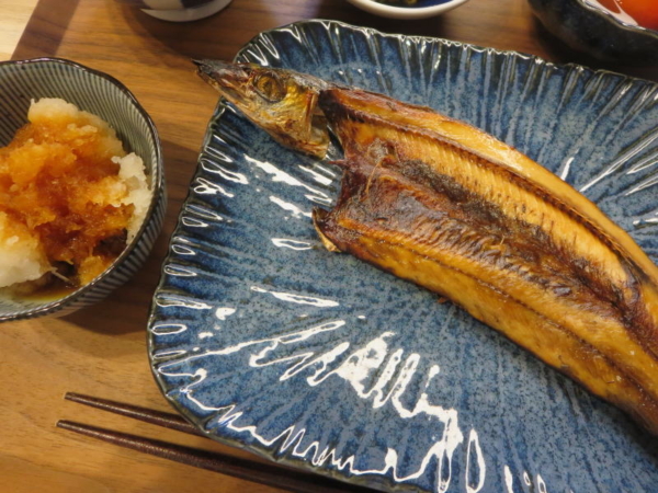 焼魚(さんまの開き)