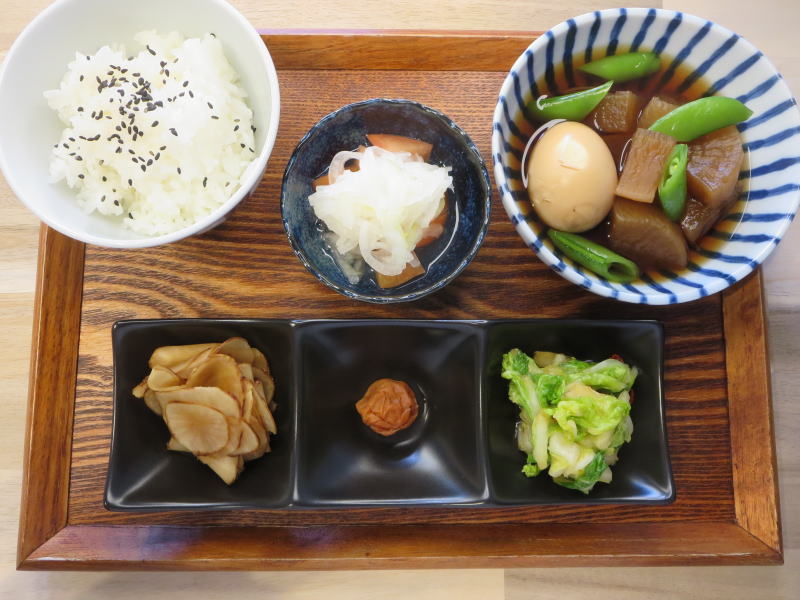 大根とたまごの煮物の献立