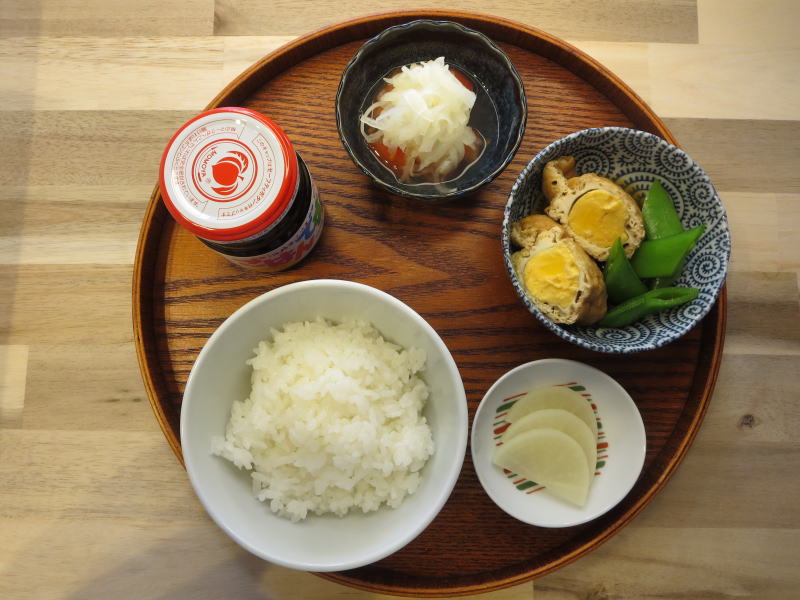 あぶたま(スナップエンドウ添え)の献立